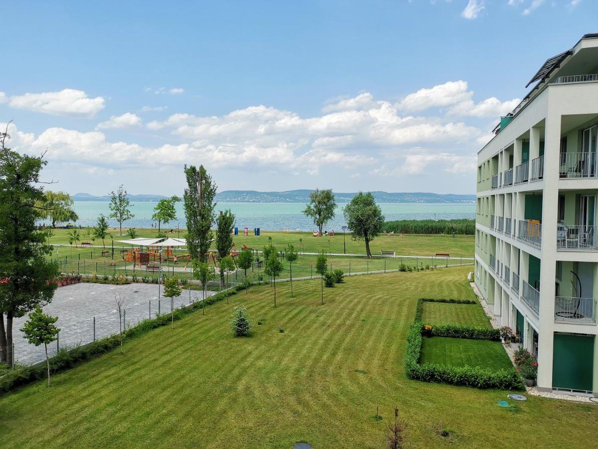 Vizpart Honved Apartman Балатонлелле Екстер'єр фото