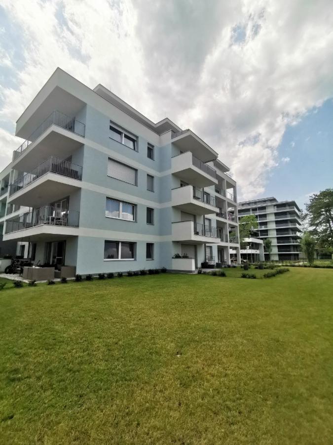Vizpart Honved Apartman Балатонлелле Екстер'єр фото