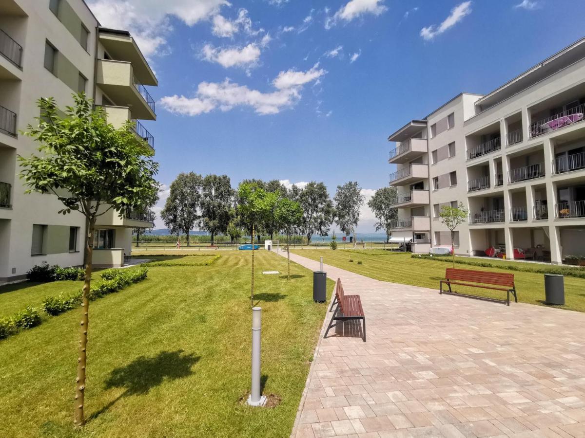 Vizpart Honved Apartman Балатонлелле Екстер'єр фото