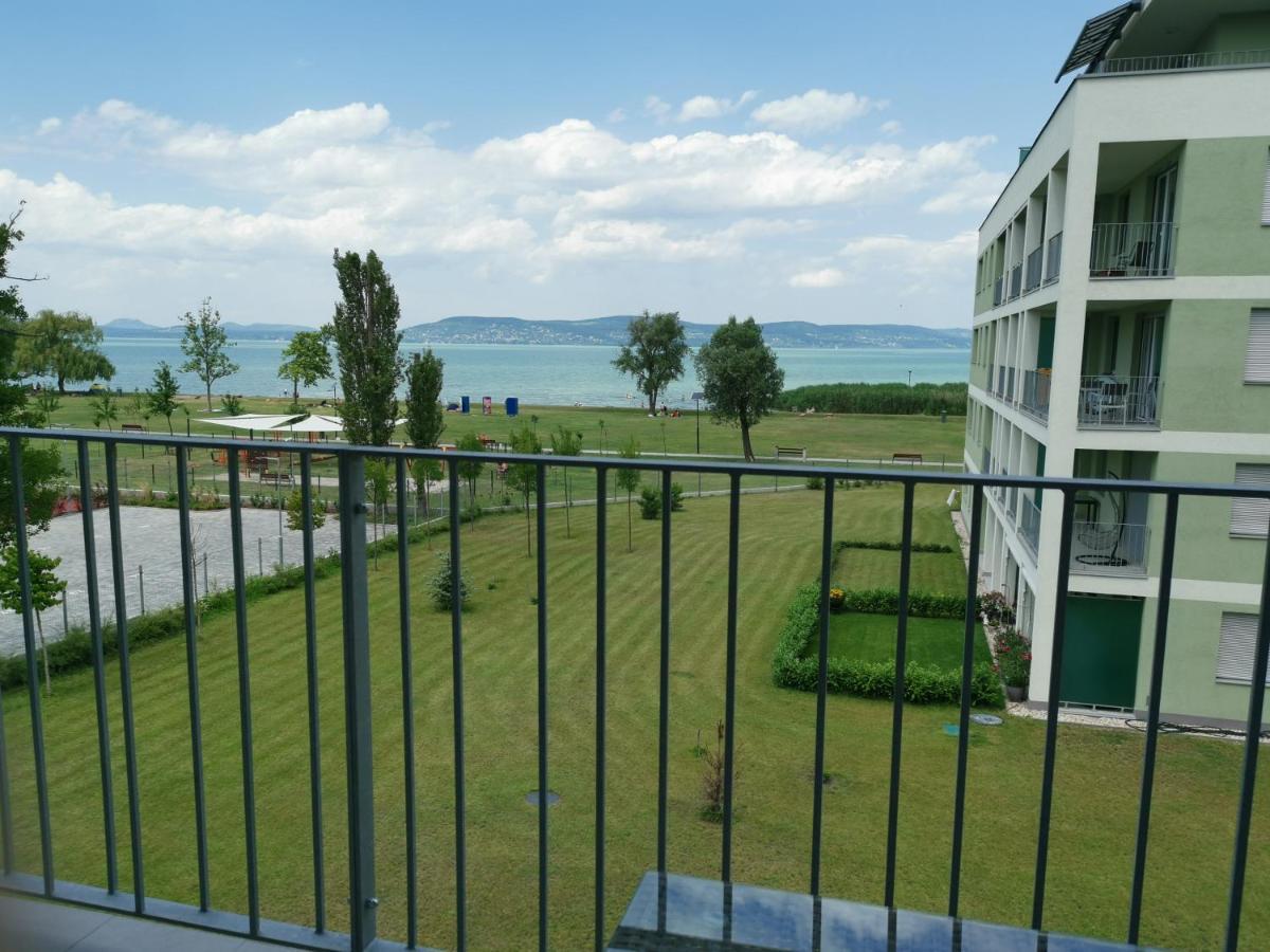 Vizpart Honved Apartman Балатонлелле Екстер'єр фото